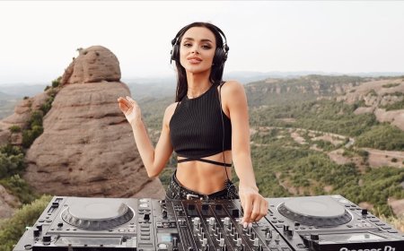 Korolova y Eynka reimaginan el clásico trance de los 90...