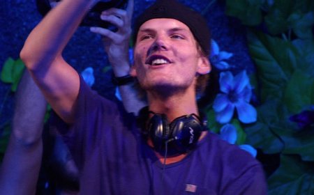 Tomorrowland Honrará a Avicii con un Memorial Audiovisu...