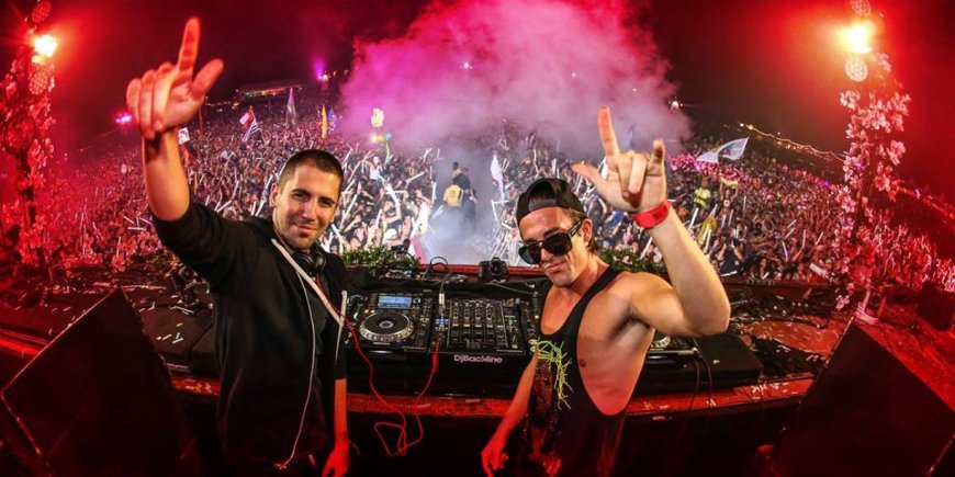 Dimitri Vegas & Like Mike fama en familia