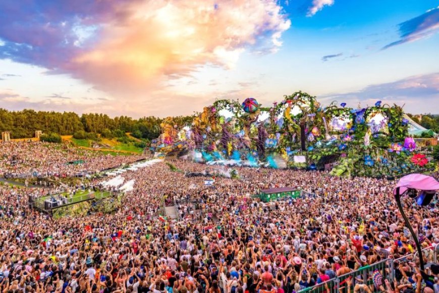 Tomorrowland Lanza Fantasy Adventure Novel: ‘La Gran Biblioteca de Tomorrow’