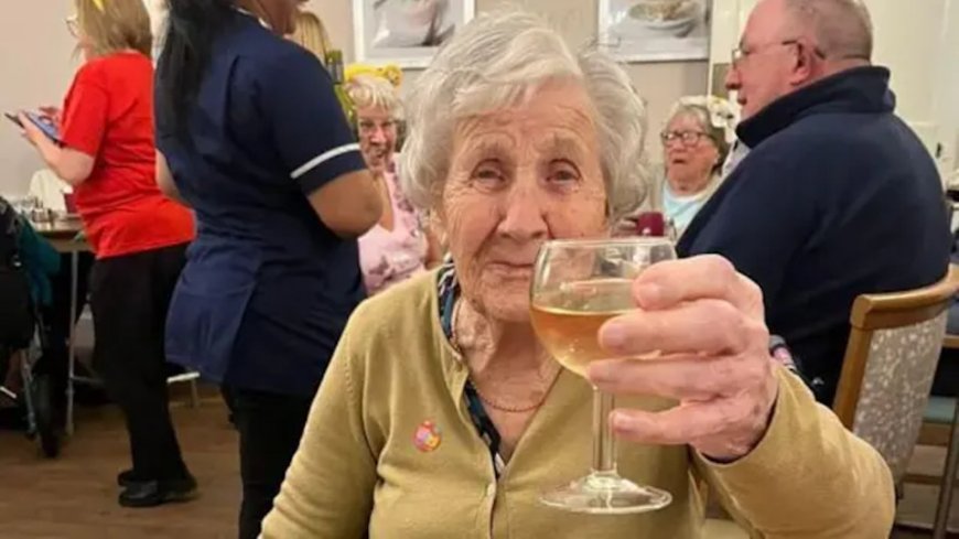 Mujer de 104 Años Pide un Rave para su Cumpleaños