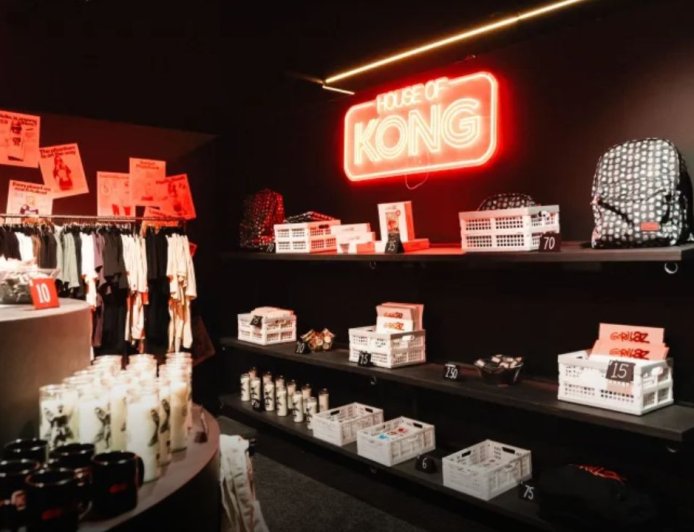 Gorillaz toma Los Ángeles con una pop-up antes del estreno de The Mountain