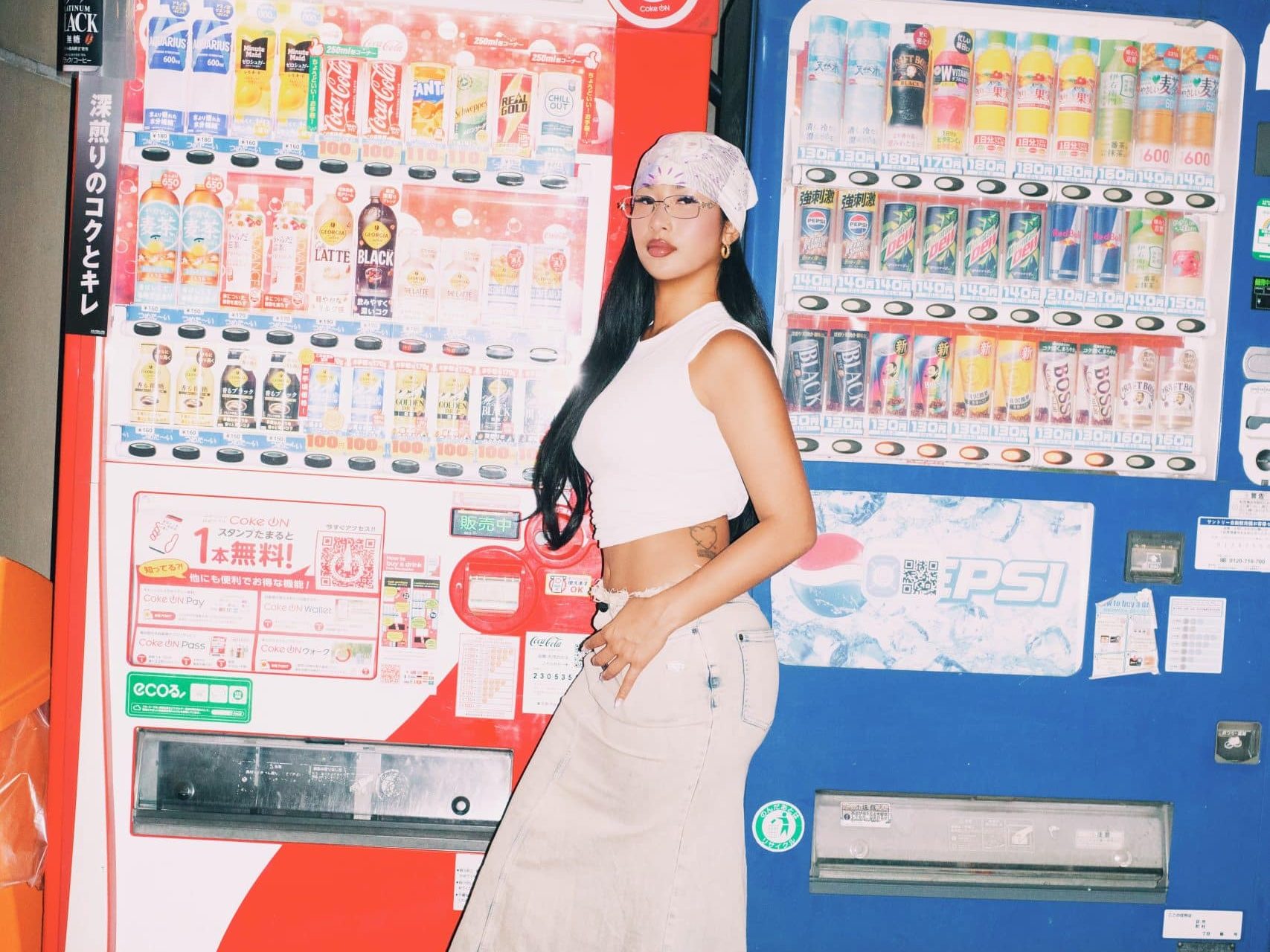 Softest Hard y “CELEBRATION” con LE SSERAFIM: La Productora Vietnamita-Americana que Está Difuminando Géneros en la Música Electrónica y K-Pop